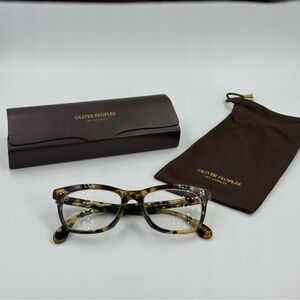 Oliver Peoples Los Angeles Penny Tortoiseshell Glasses Cloth Protector and Case